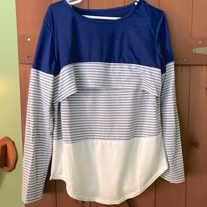 Maternity/nursing top